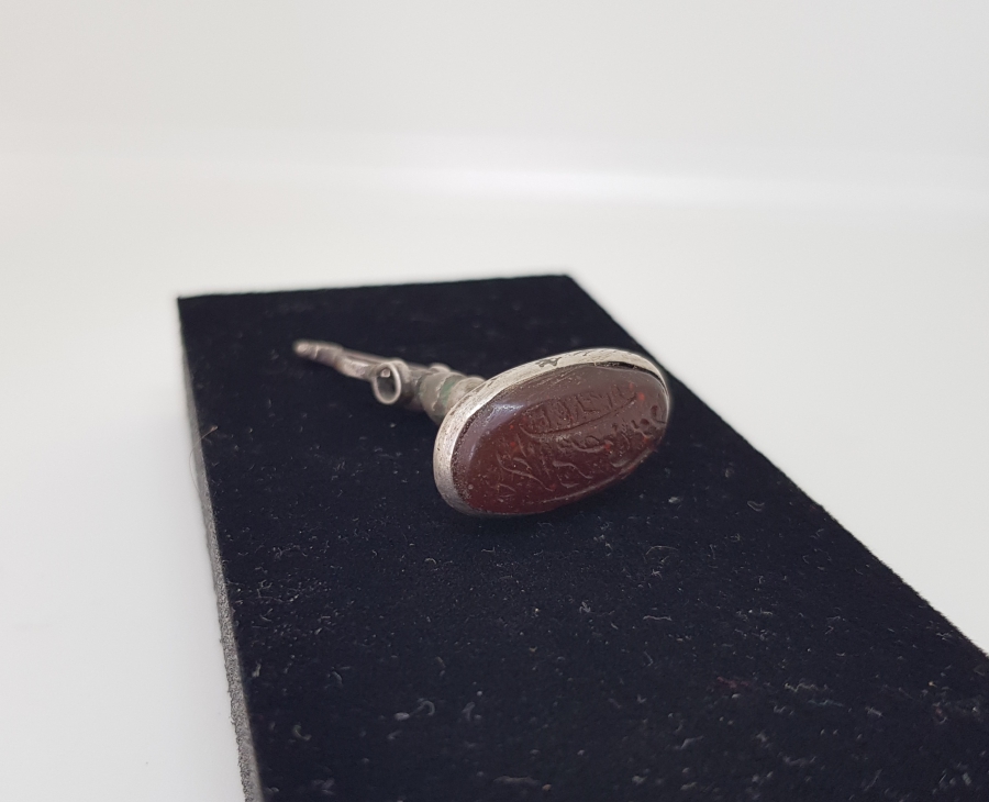 OSMANLI DÖNEMİ AKİK TAŞLI VE GÜMÜŞ TUTMAÇLI MÜHÜR