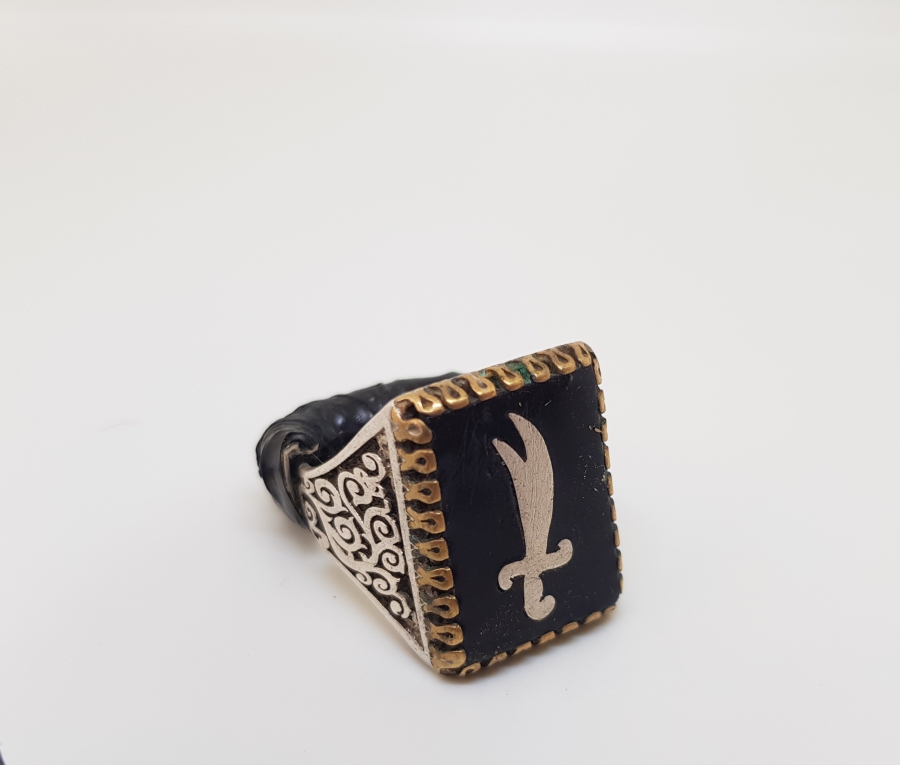 ZÜLFİKAR GÖRSELLİ BÜYÜK BOY GÜMÜŞ YÜZÜK