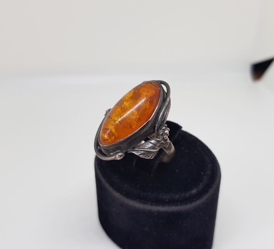 FOSİLLİ DAMLA KEHRİBBAR ÖZEL YAPIM GÜMÜŞ YÜZÜK