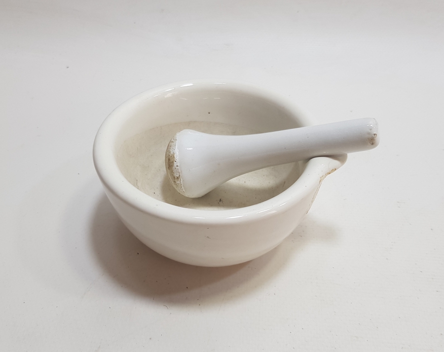 OSMANLI DÖNEMİ ORJİNAL ELİYLE PORSELEN ECZACI HAVANI