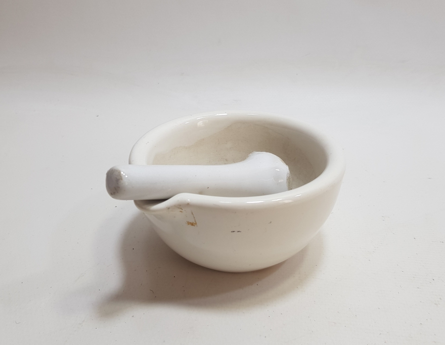 OSMANLI DÖNEMİ ORJİNAL ELİYLE PORSELEN ECZACI HAVANI