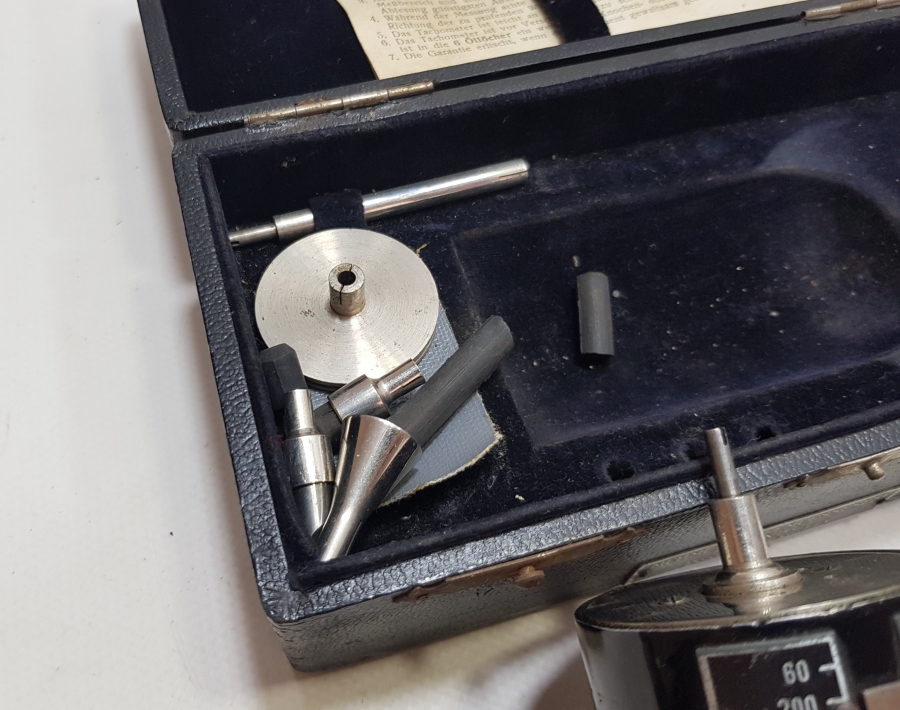 ORİJİNAL KUTUSUNDA MEHMET VASFİ MÜESSESESİ MEKANİK ALET