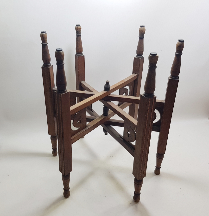 OSMANLI DÖNEMİ MARKUTERİ İŞÇİLİKLİ VE AY YILDIZLI KONAK İŞİ BÜYÜK BOY SOFRA ALTLIĞI