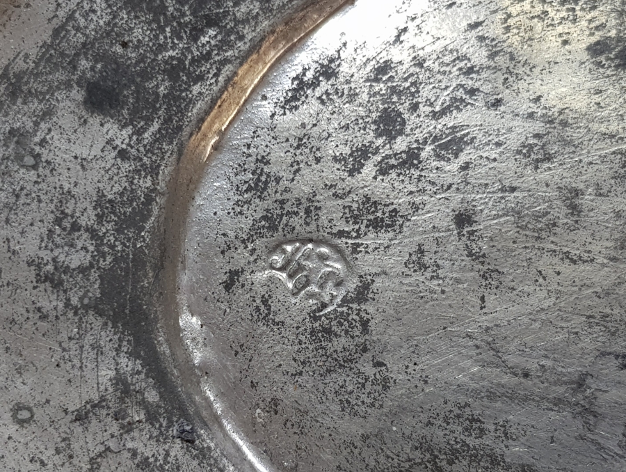 OSMANLI DÖNEMİ DAMGALI VE HİLAL TUTMAÇLI NADİR FORMDA BOSNA İŞİ KAPAKLI LENGER