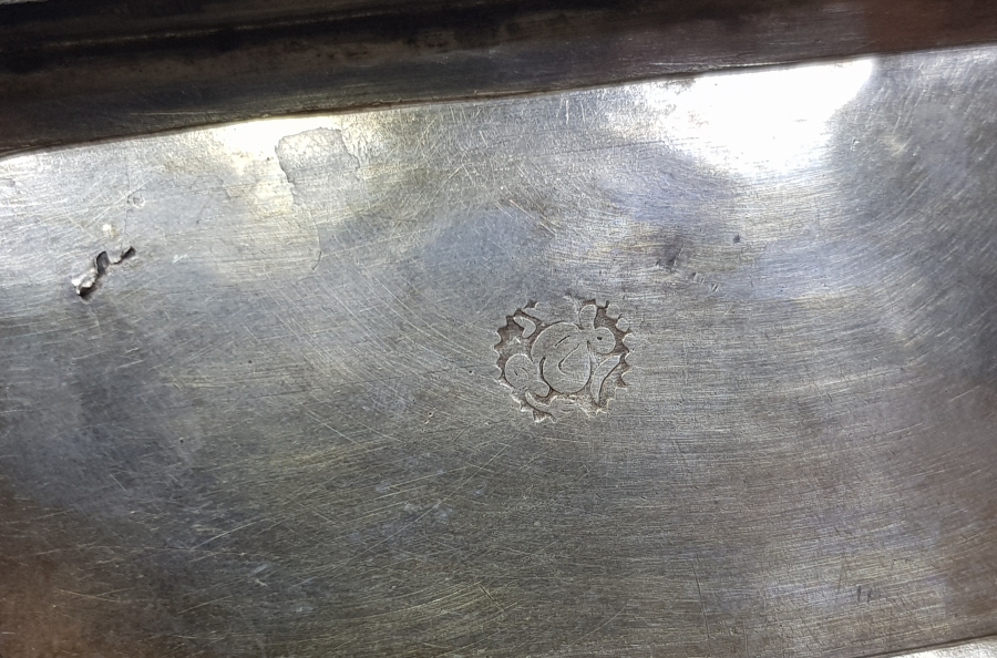 OSMANLI DÖNEMİ MANİSA İŞİ ÇOK NADİR ERMENİ USTA DAMGALI GÜMÜŞ TÜTÜN TABAKASI