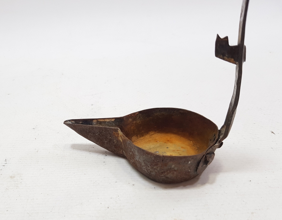 NADİR FORMDA OSMANLI DÖNEMİ EL YAPIMI KANDİL