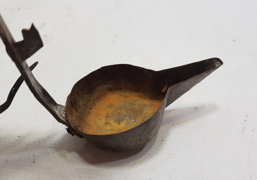 NADİR FORMDA OSMANLI DÖNEMİ EL YAPIMI KANDİL