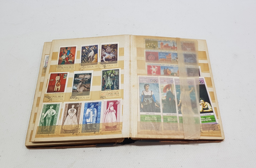 İÇİ DOLU ANTİKA PUL ALBÜMÜ