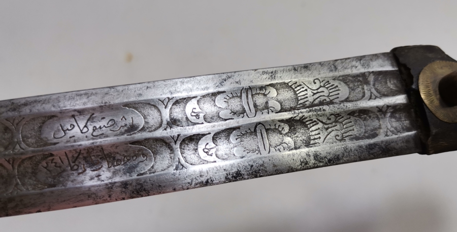 OSMANLI DÖNEMİ NADİR FORMDA 1800 BAŞLARI TAMAMI YAZILI ÇERKES KAMASI