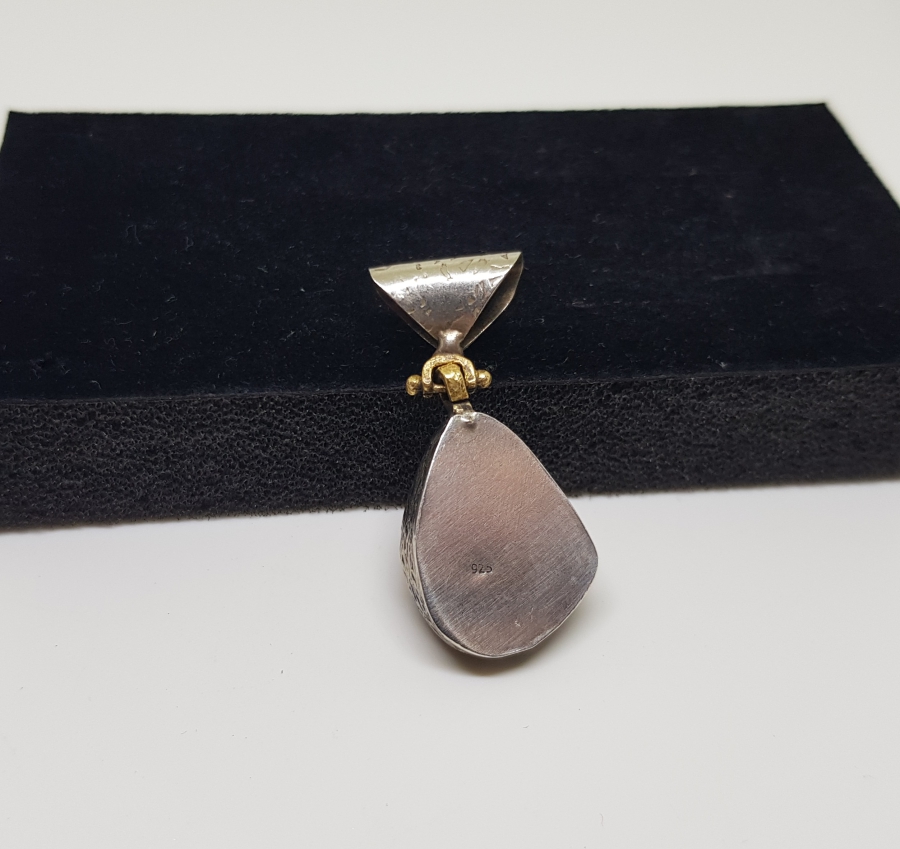 ÖZEL YAPIM DAMLA KEHRİBAR KOLYE UCU