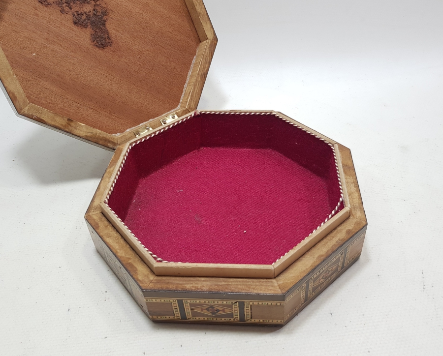 MARKUTERİ İŞÇİLİKLİ OSMANLI DÖNEMİ BÜYÜK BOY KAPAKLI KUTU