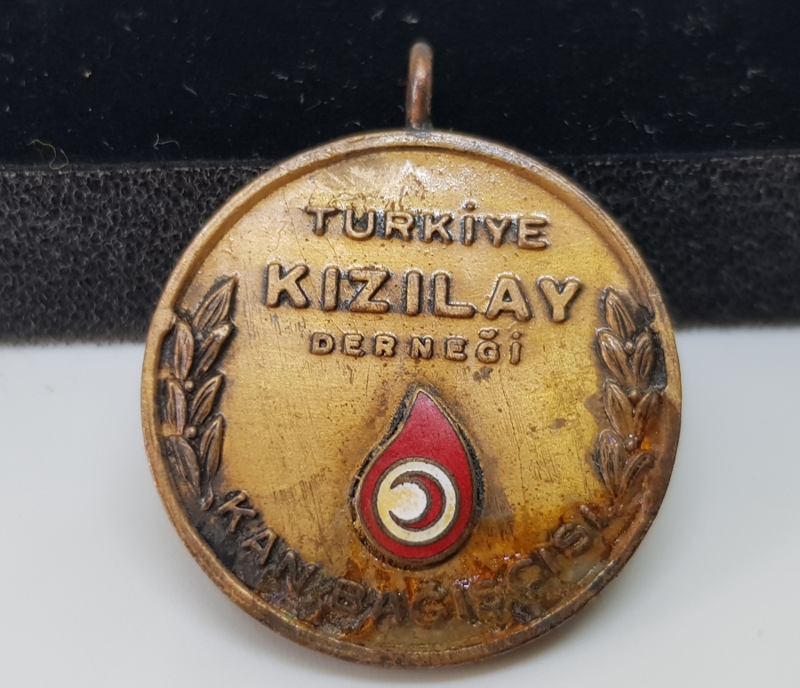 ÜZERİ MİNELİ KAN BAĞIŞÇISI MADALYA