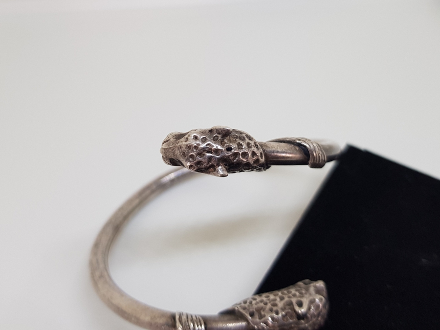 ASLAN BAŞLI ÖZEL YAPIM GÜMÜŞ BİLEKLİK