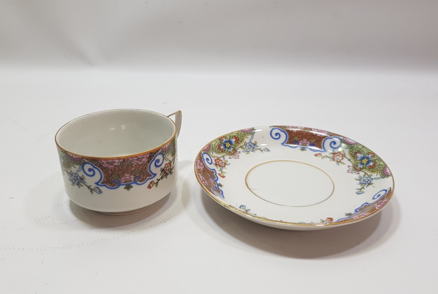 OSMANLICA MOSKOF DAMGALI PORSELEN ÇAY FİNCANI