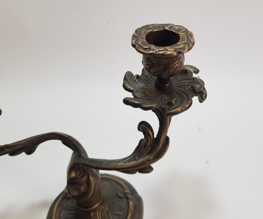 ANTİKA ÇİFT KOLLU ŞAMDAN