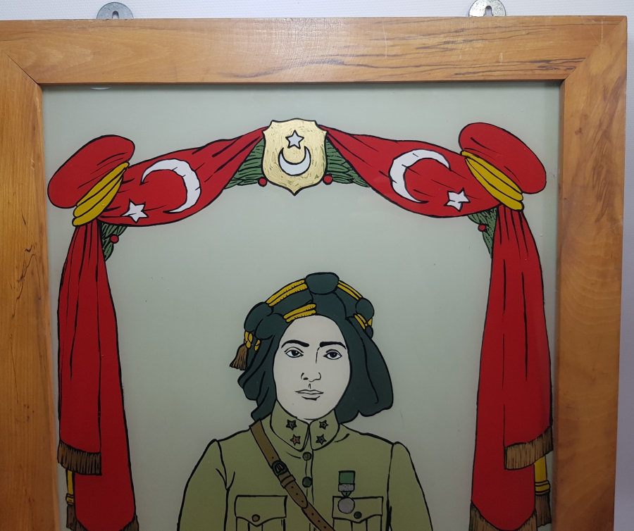 ANTİKA OSMANLICA YAZILI CAM ALTI MİLLİ KAHRAMAN KARA FATMA TABLOSU