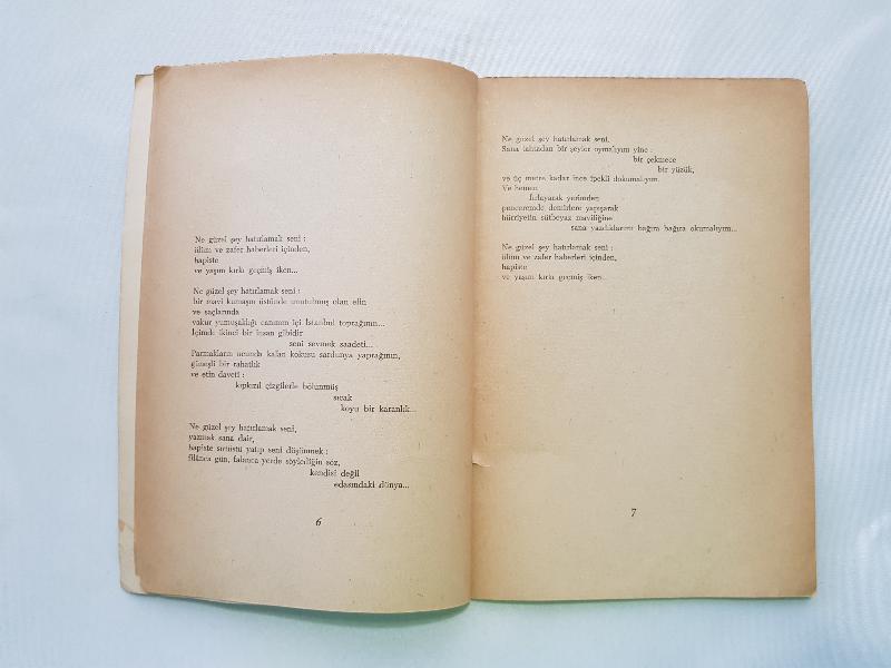 İLK BASKI KİTAP - NAZIM HİKMET SAAT 21-22 ŞİİRLERİ