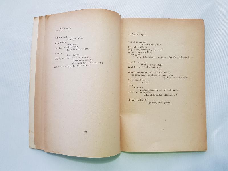 İLK BASKI KİTAP - NAZIM HİKMET SAAT 21-22 ŞİİRLERİ