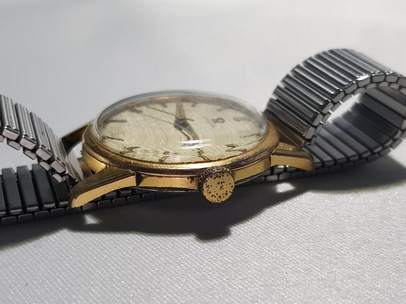 OMEGA ALTIN KAPLAMA KOL SAATİ