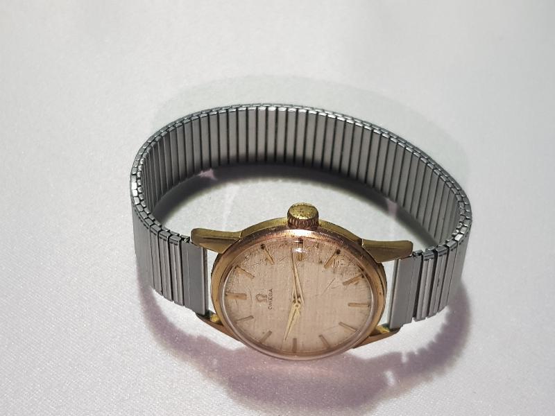 OMEGA ALTIN KAPLAMA KOL SAATİ