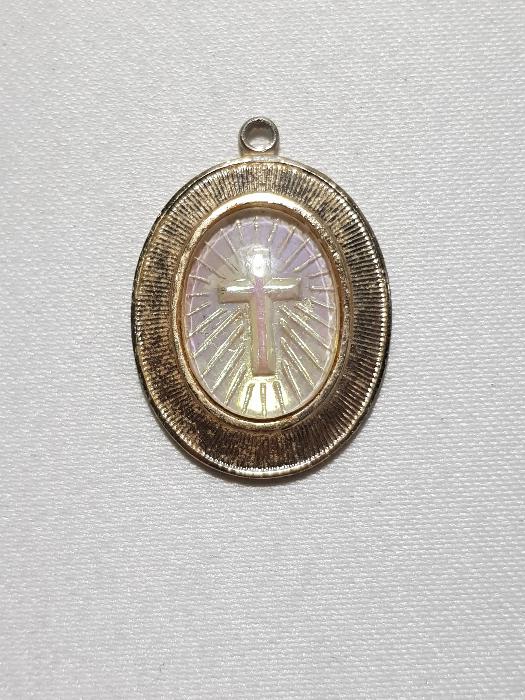 ANTİKA SEDEFLİ HAÇ KOLYE UCU