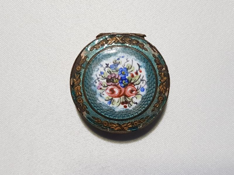 ANTİKA MİNELİ ENFİYE KUTUSU