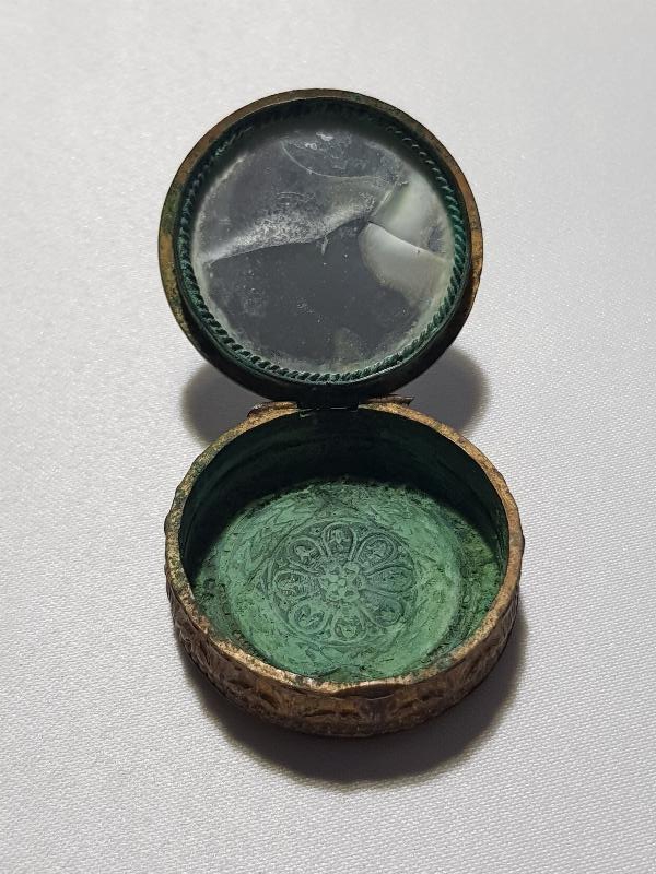 ANTİKA MİNELİ ENFİYE KUTUSU