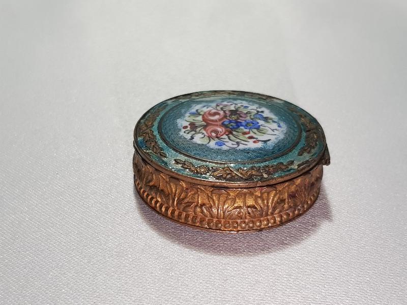 ANTİKA MİNELİ ENFİYE KUTUSU