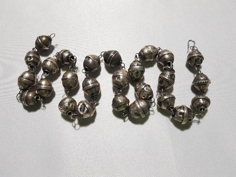 OSMANLI DÖNEMİ GÜMÜŞ TOPLARDAN DİZAYN EDİLMİŞ ERMENİ İŞİ GERDANLIK