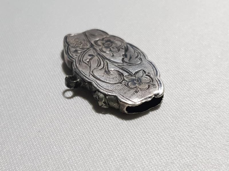 OSMANLI DÖNEMİ SAVATLI GÜMÜŞ CEP SAATİ KÖSTEK SÜRGÜSÜ