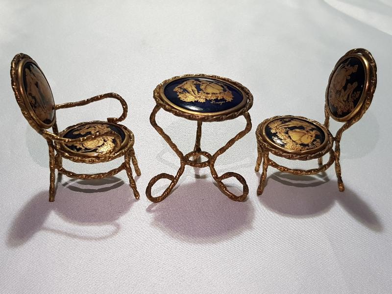 LİMOGES MİNYATÜR MASA VE SANDALYE BİBLOSU