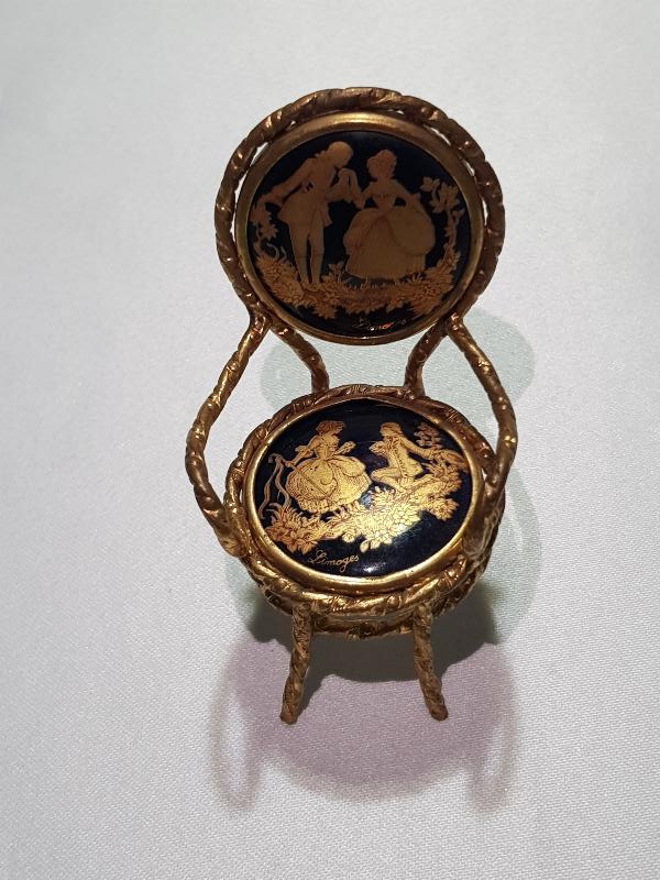 LİMOGES MİNYATÜR MASA VE SANDALYE BİBLOSU