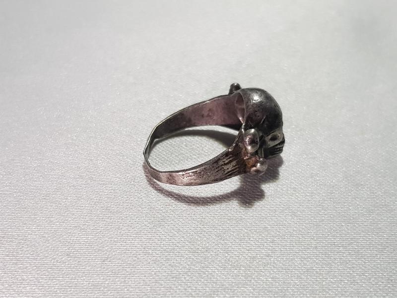 KURUKAFA FORMLU GÜMÜŞ YÜZÜK