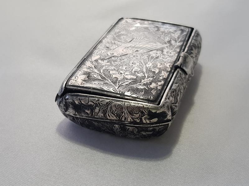 OSMANLI DÖNEMİ KALEM İŞÇİLİKLİ GÜMÜŞ SİGARA TABAKASI