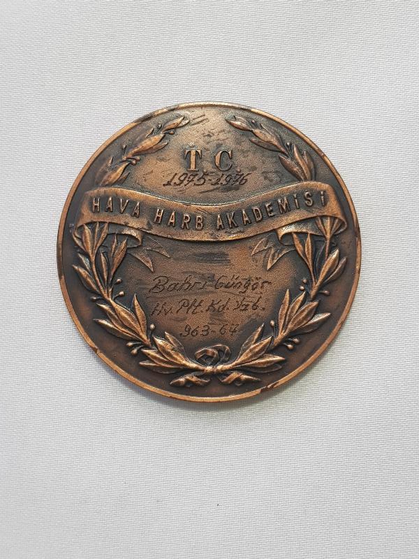 HAVA HARP AKADEMİSİ 1975 TARİHLİ MADALYA