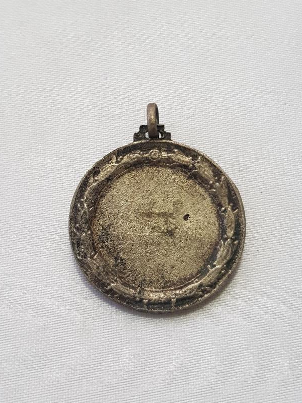 YÜKSEK ATLAMA MADALYA