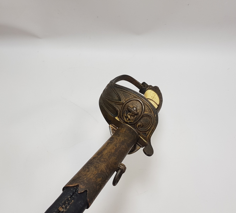 OSMANLI DÖNEMİ ASLAN BAŞLI DENİZCİ SUBAY KILICI