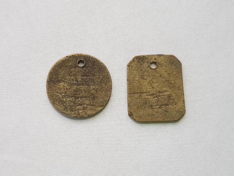 FB YAZILI İKİ ADET JETON