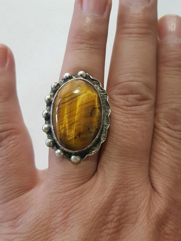 KAPLAN GÖZÜ TAŞLI GÜMÜŞ YÜZÜK