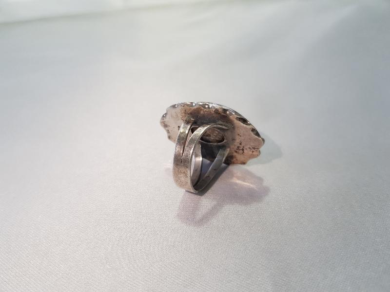 KAPLAN GÖZÜ TAŞLI GÜMÜŞ YÜZÜK