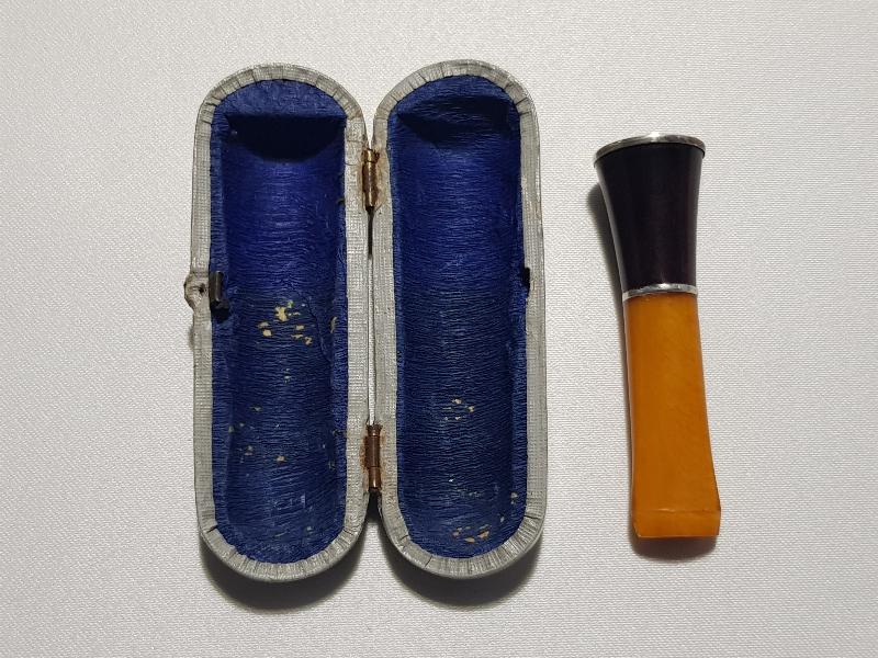 ORİJİNAL KUTUSUNDA DAMLA KEHRİBAR AĞIZLIK