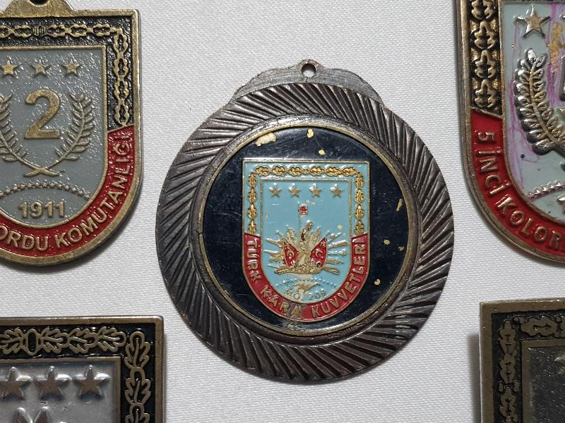 5 ADET ASKERİ BRÖVE VE MADALYA