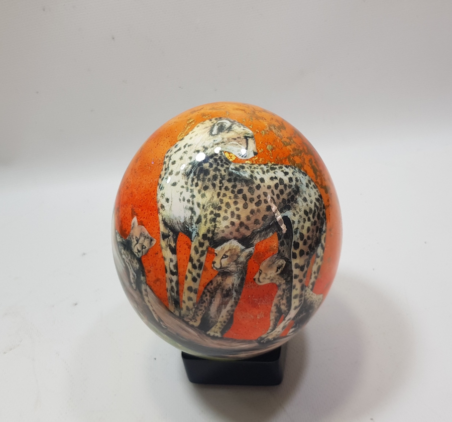 EL BOYAMA DEVE KUŞU YUMURTASI