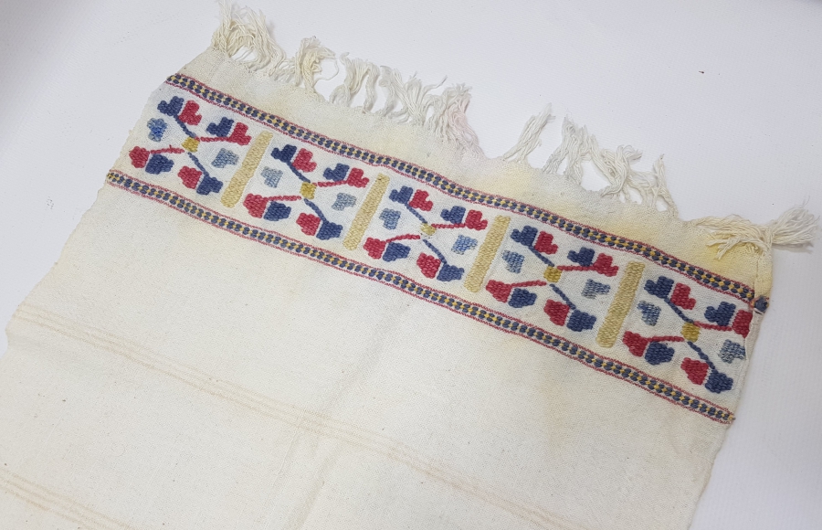 1930LARDAN EL İŞLEME HAVLU