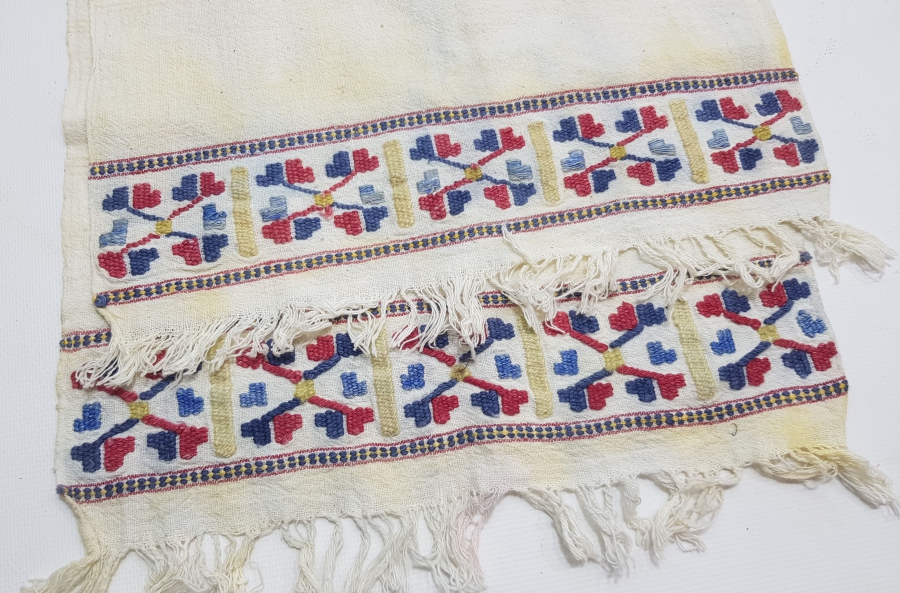 1930LARDAN EL İŞLEME HAVLU