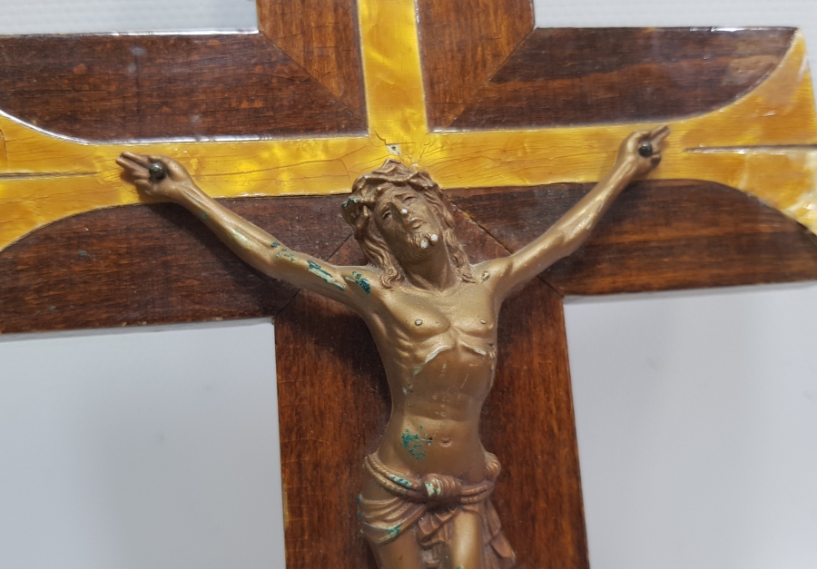 ANTİKA HIRİSTİYAN İŞİ ÇARMIHA GERİLMİŞ HAZRETİ İSA HAYKELİ