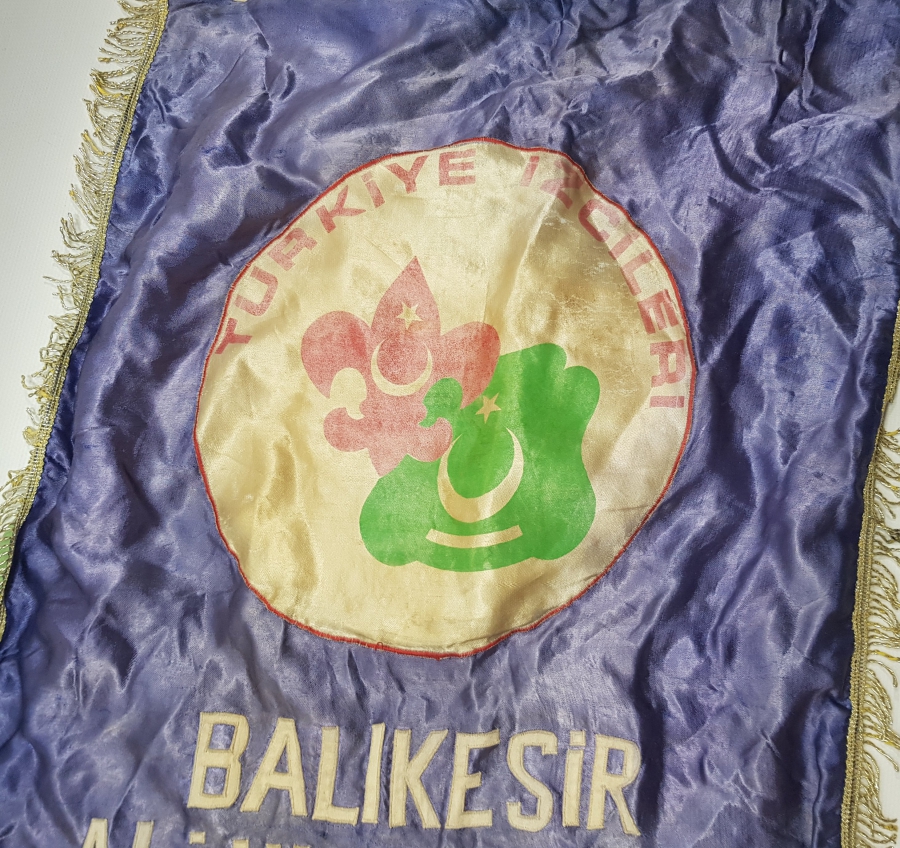 EĞİTİM TARİHİ - İLKOKUL İZCİ FLAMASI