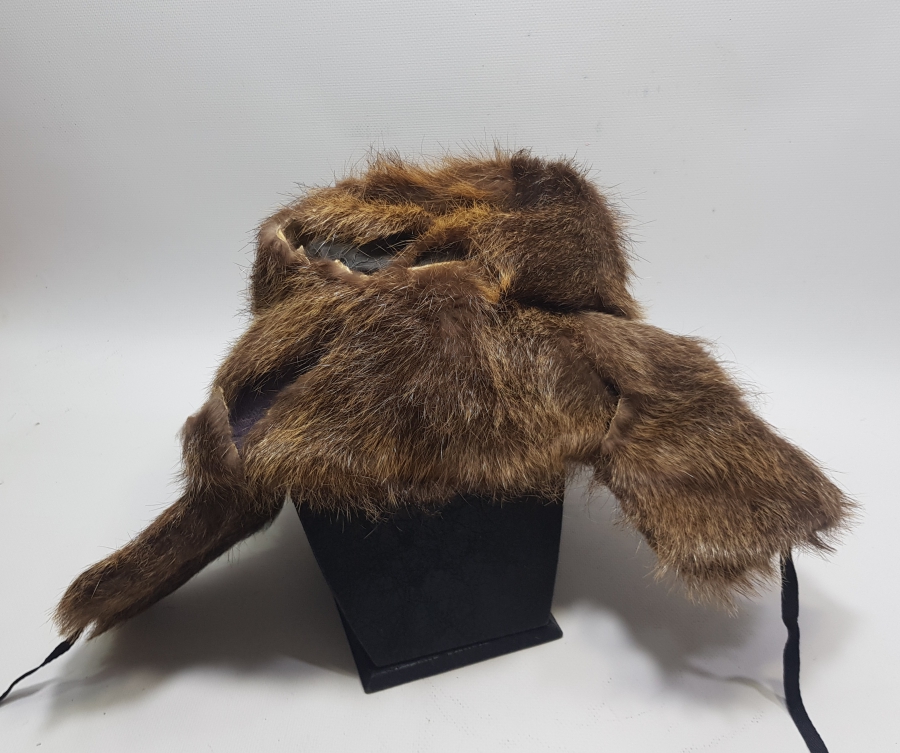 TİLKİ POSTUNDAN YAPILMIŞ ANTİKA ŞAPKA