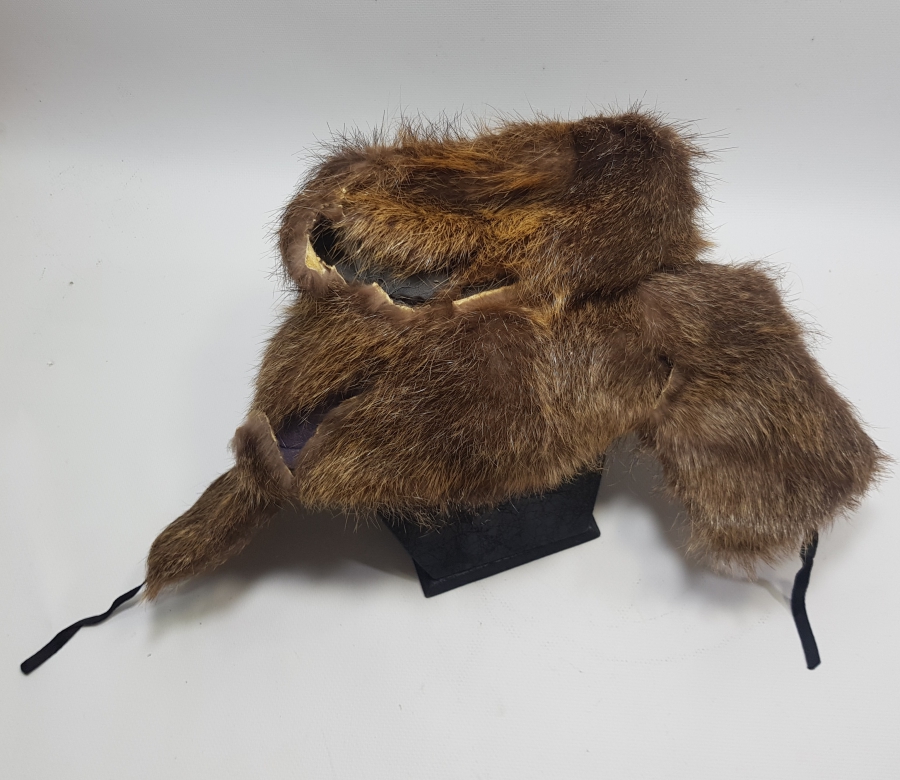 TİLKİ POSTUNDAN YAPILMIŞ ANTİKA ŞAPKA