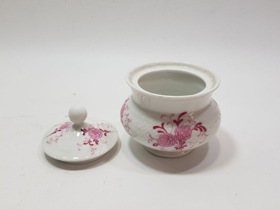 ANTİKA PORSELEN ŞEKERLİK